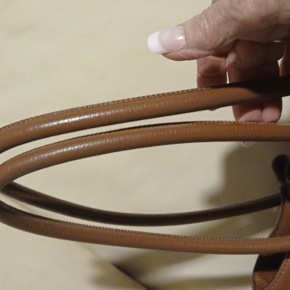 Michael Kors Brown Pebble Leather Bag. - Picture 6 of 12